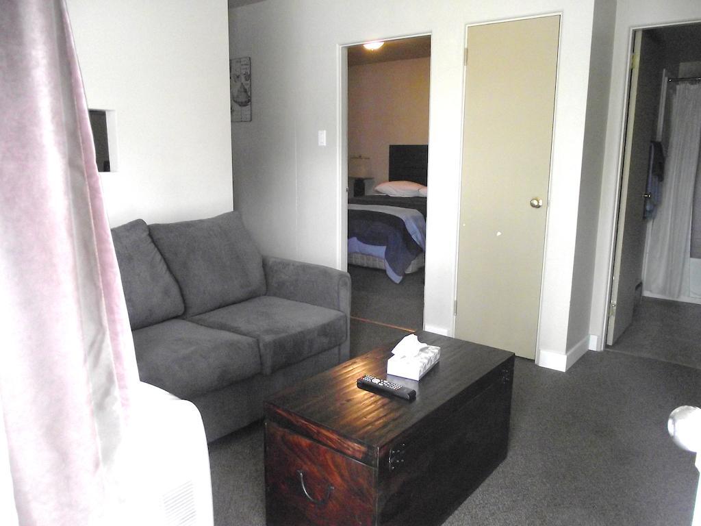 Stratford Motel Whitehorse Phòng bức ảnh