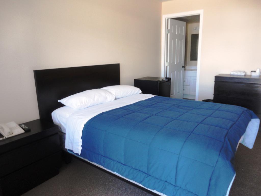 Stratford Motel Whitehorse Phòng bức ảnh